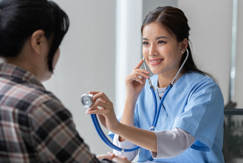 Chequeo Médico de SURA, un servicio personalizado de evaluación de salud y detección temprana de riesgos.